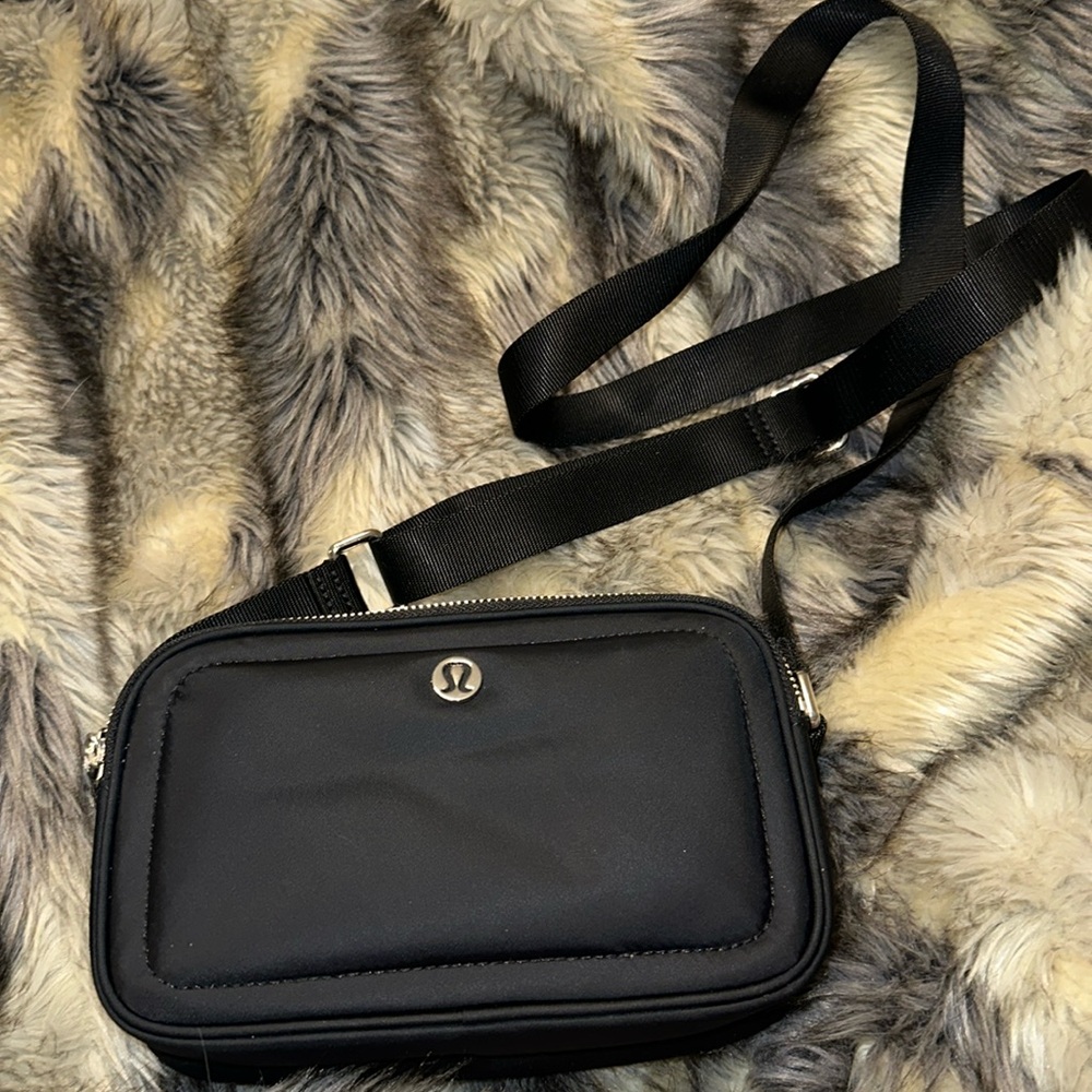 Lululemon Camera bag